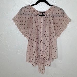 Victoria’s Secret front tie back splits lace trim floral blouse size Small EUC